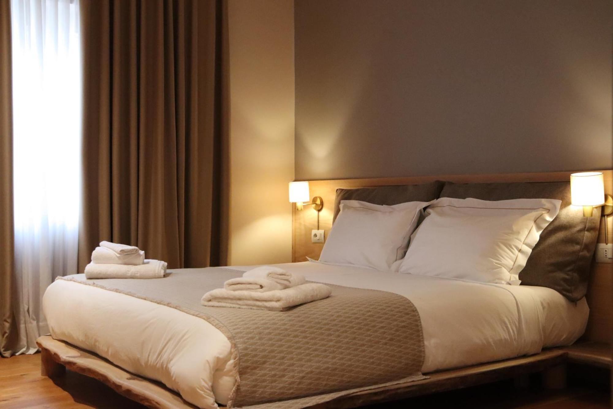 Velar Hotel Boutique Korce Exterior photo